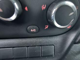 Iveco Daily 35C14 BAKWAGEN MET HYDR. LAADKLEP + AIRCO picture 12