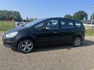 Ford S-Max 2.0 Titanium 5p. MOTORSCHADE ! picture 4