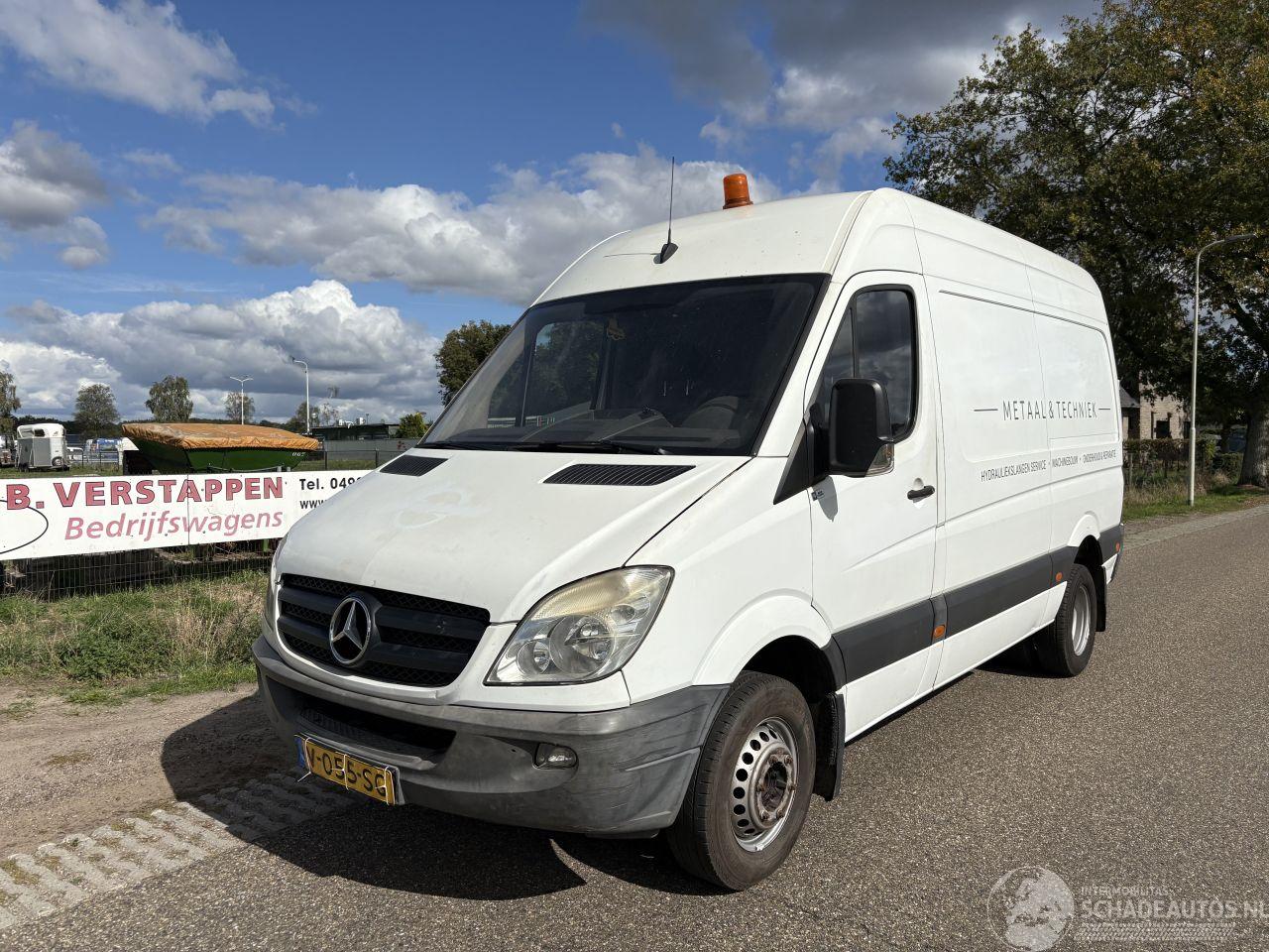 Mercedes Sprinter 519 CDI 3.0 V6 DUBBELLUCHT, AIRCO, HANDGESCHAKELD