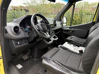 Mercedes Sprinter 319 CDI V6 EX AMBULANCE picture 6