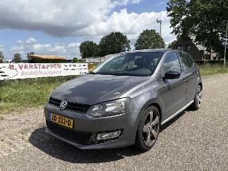 krockskadad bil auto Volkswagen Polo 1.6 TDI TRENDLINE 5 DEURS, AIRCO 2010/5