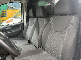 Peugeot Expert 227 1.6 HDI L1H1 Pro MOTOR SCHADE !!! MOTOR UNFAL !!! picture 12