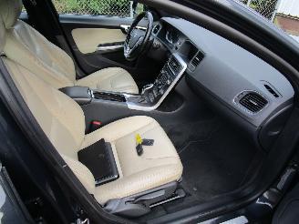 Volvo V-60 2.4 D6 Hybride Schadevrij Nw APK picture 6