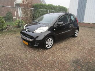škoda osobní automobily Peugeot 107 Airco Radio/CD 2010/3