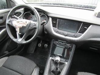 Opel Grandland X 1.2T Navi Clima Panodak 6-Bak picture 17
