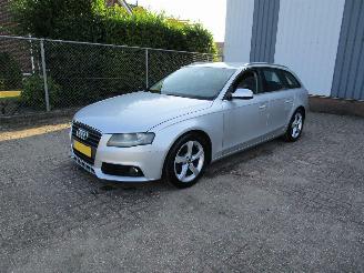 krockskadad bil auto Audi A4 2.0 TDI Navi Clima 6-Bak 2012/3