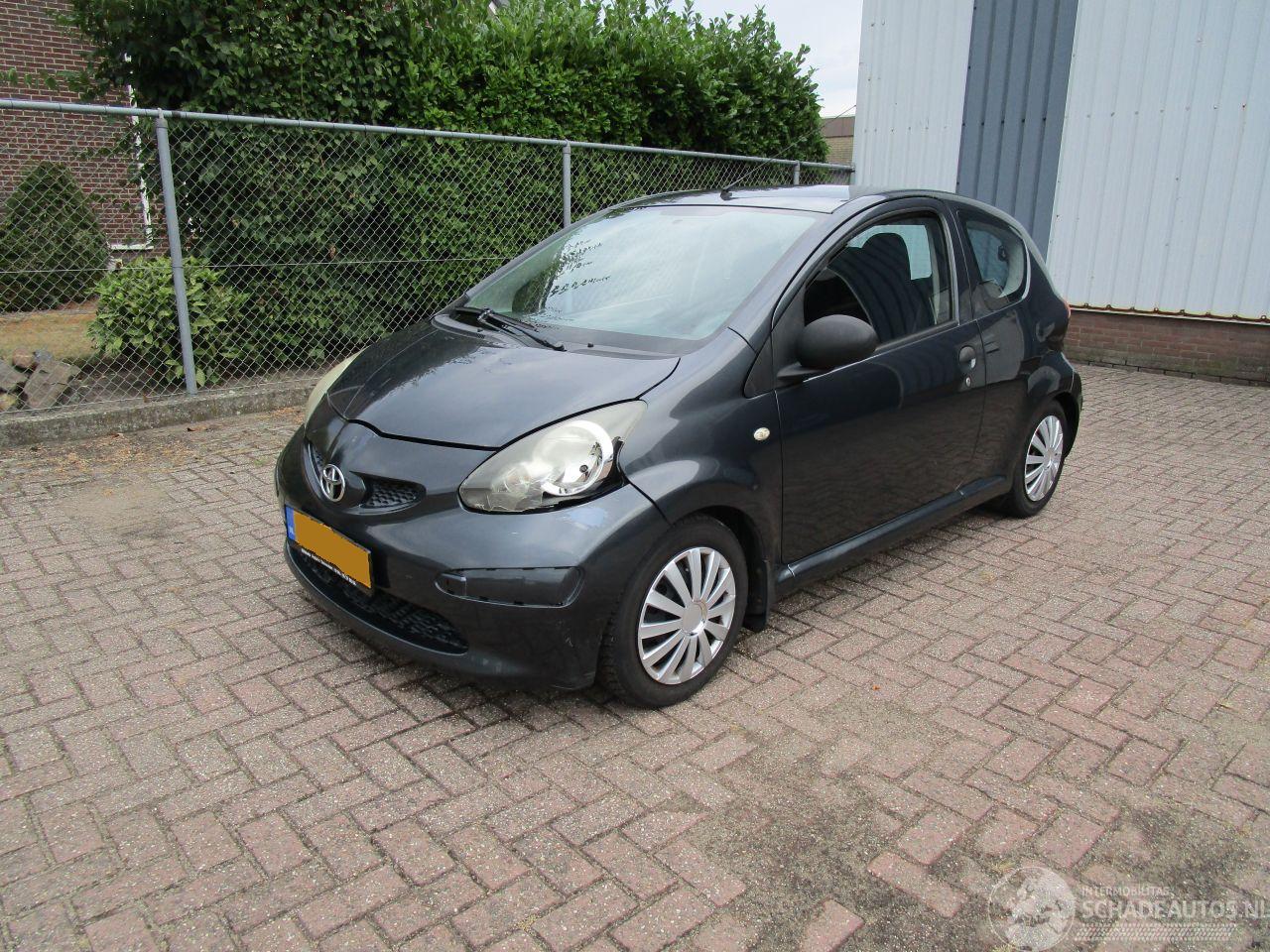 Toyota Aygo Radio/CD 3-Drs