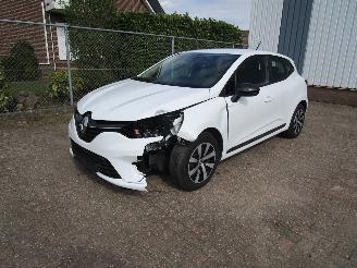 damaged passenger cars Renault Clio 1.0 TCE Navi Airco 91.000 KM 2022/11
