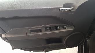 Dodge Caliber 2.0 16V AUT  BENZ 1.998CC 115KW 156PK picture 8