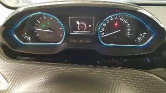 Peugeot 2008 1.2 12V E-THP AUT  PURETECH MPV  BENZ 1.199CC 81KW 110PK picture 10
