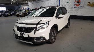 Avarii autoturisme Peugeot 2008 1.2 12V E-THP AUT  PURETECH MPV  BENZ 1.199CC 81KW 110PK 2018/8