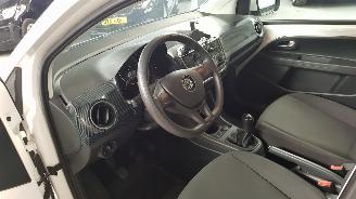 Volkswagen Up! 1.0 BMT Move Up picture 9