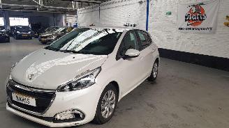 Avarii autoturisme Peugeot 208 1.2 PureTech Active 2017/5