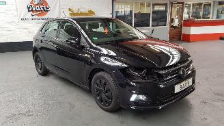 Volkswagen Polo 1.0 TSI 12V  4DRS BENZ 999CC 70 KW 95 PK picture 3