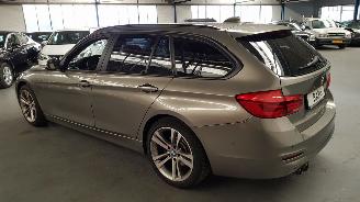 BMW 3-serie 320i 2.0 16V AUT COMBI  BENZ 1.998CC 135KW 184PK picture 6