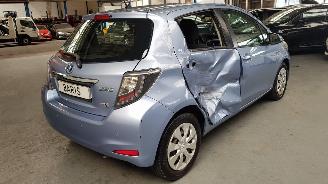 Toyota Yaris 1.5 16V HYBRID AUT  ELEKTRISCH-BENZ 1.497CC 74KW 101PK picture 4