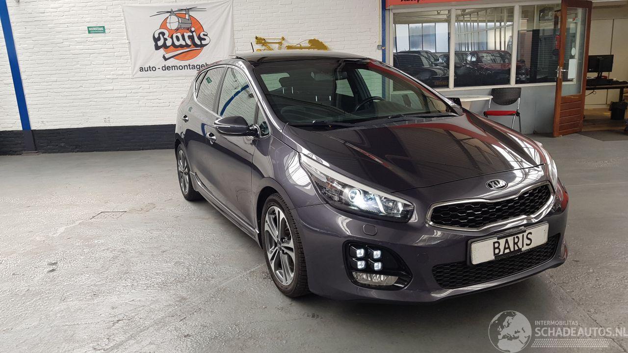 Kia Ceed 1.0i T-GDi 12V GT LINE 4DRS BENZ 998CC 88KW 120PK