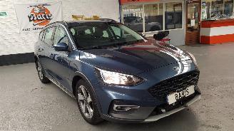 Coche accidentado Ford Focus 1.0 Ti-VCT ECOBOOST 12V COMBI  BENZ 999CC 92KW 125PK 2019/3