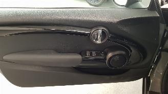 Mini Cooper 1.5 12V C00PER  CABRIO  BENZ AUT 1.499CC 100KW 136PK picture 7