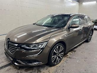 Unfallwagen Renault Talisman Estate 1.6 dCi AUTOMAAT Initiale Paris BJ 2017 199911 KM 2017/1