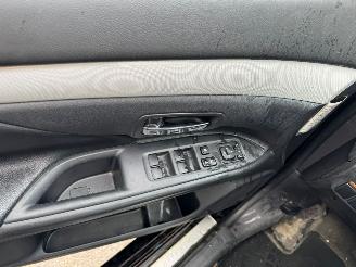 Mitsubishi Outlander 2.0 AUTOMAAT PHEV Instyle BJ 2014 305.027 KM picture 14