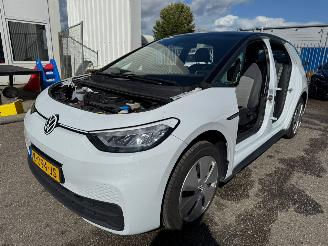 Schadeauto Volkswagen ID.3 Life 58 AUTOMAAT kWh BJ 2020 80.590 KM 2020/12