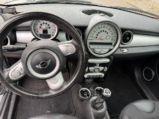 Mini Clubman 1.6 Cooper D Chili picture 15