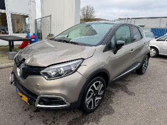 škoda osobní automobily Renault Captur 1.2 TCe Dynamique AUTOMAAT 2014/6