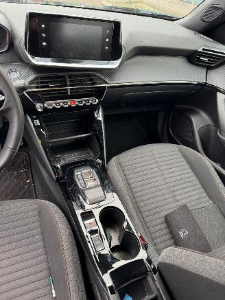 Peugeot e-2008 EV Active 50 kWh bj 2023 picture 12