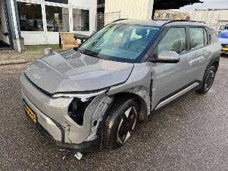 damaged passenger cars Kia EV3 Air 58.3 kWh bj 2025 204 pk 2025/2