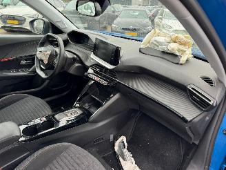 Peugeot e-2008 EV Active Pack 50 kWh BJ 2022 picture 14