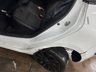 Renault Clio 1.0 TCe  esprit Alpine GPF 90 BJ picture 7