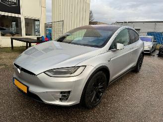 uszkodzony samochody osobowe Tesla Model X 75D Base AUTOMAAT 333 pk  BJ 2018 209.890 KM 2018/9