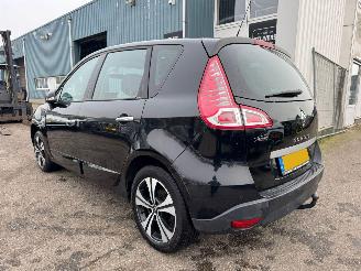 Renault Scenic 2.0 Bose AUTOMAAT picture 2