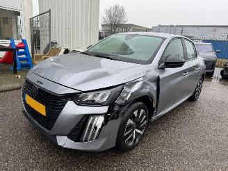Damaged car Peugeot 208 1.2 PureTech 75 Style 2025/2
