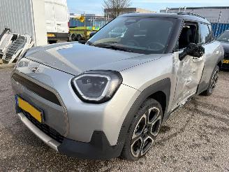 Schadeauto Mini Aceman E Favoured M 42.5 kWh 2024/12