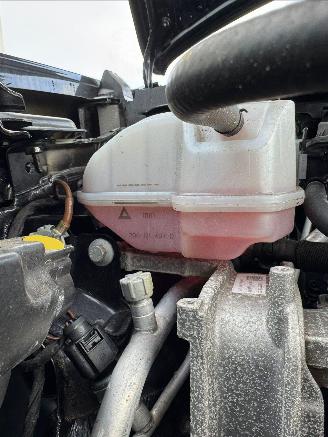 Volkswagen Taigo 1.0  AUTOMAAT TSI R-Line Business picture 11