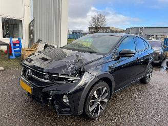 Damaged car Volkswagen Taigo 1.0  AUTOMAAT TSI R-Line Business 2022/10
