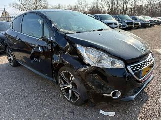 Peugeot 208 1.6 THP GTi picture 6