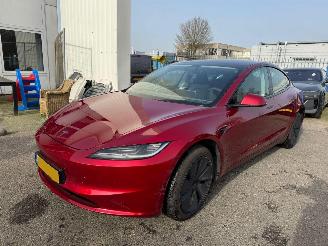 damaged passenger cars Tesla Model 3 498 PK Premium Long Range AWD 78 kWh 2024/4