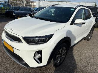 Schadeauto Kia Stonic 1.0 AUTOMAAT T-GDi MHEV DynamicPlusLine 2025/8
