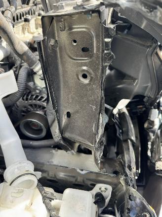 Suzuki Swift 1.2 Select Smart Hybrid picture 12