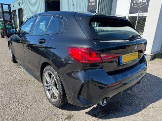 BMW 1-serie 118i AUTOMAAT High Executive picture 3