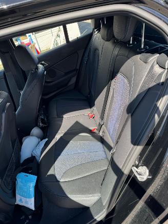 BMW 1-serie 118i AUTOMAAT High Executive picture 18