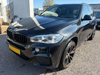 Unfallwagen BMW X5 xDrive30d High Executive 7p. 2014/3