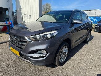 Voiture accidenté Hyundai Tucson 1.6 GDi Comfort 2016/1