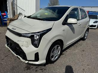 Schadeauto Kia Picanto 1.0 AUTOMAAT DPI DynamicPlusLine 2024/7