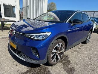 damaged passenger cars Volkswagen ID.4 First 77 kWh 2021/6