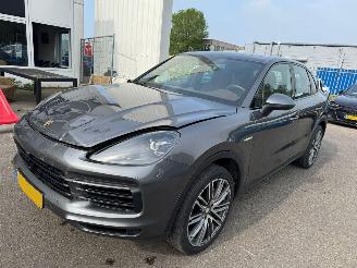 Avarii autoturisme Porsche Cayenne 3.0 AUTOMAAT E-Hybrid 2020/3