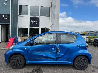Toyota Aygo 1.0-12V Access picture 2
